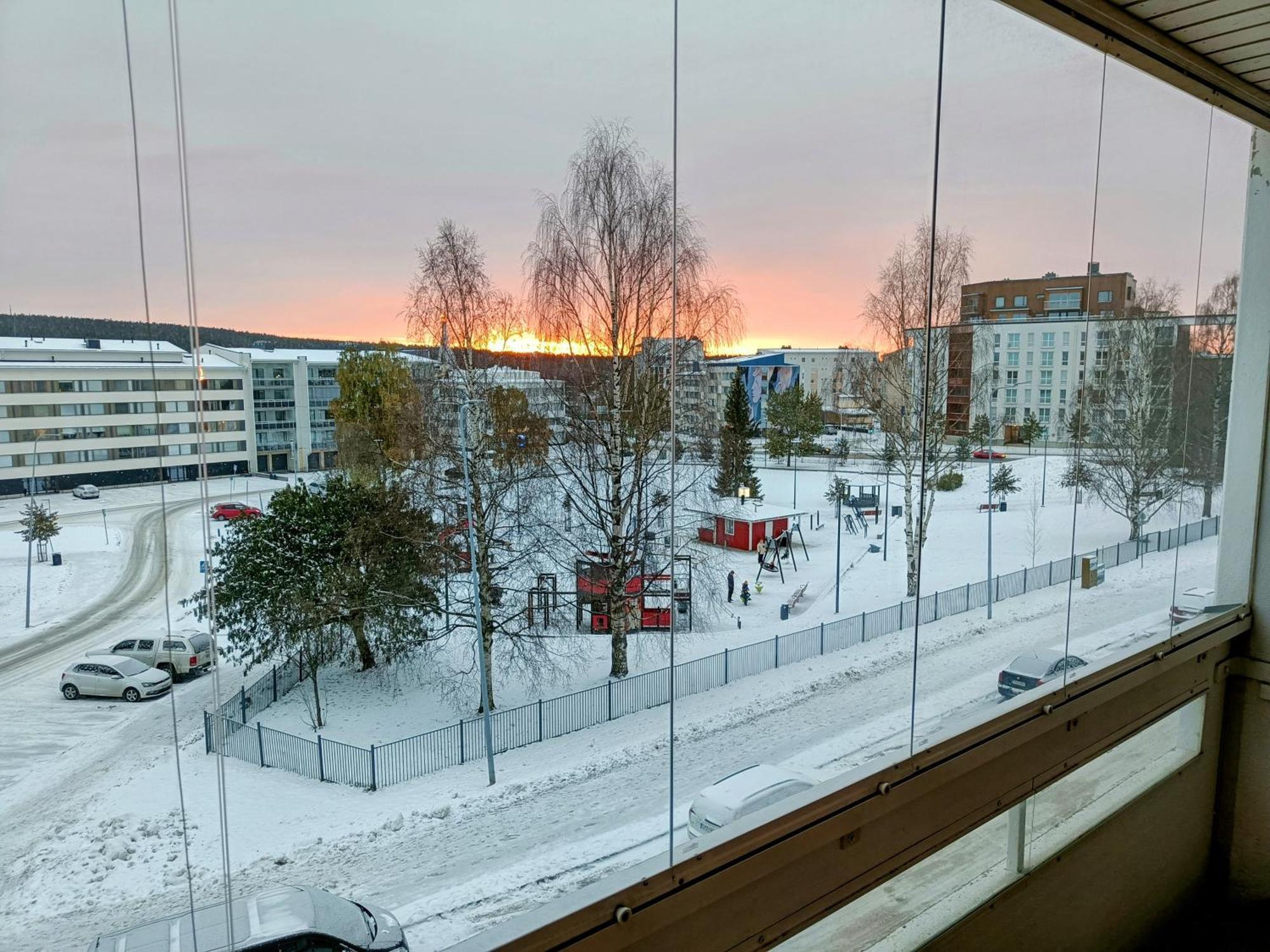 Big 88M2 Apartment In The Center Rovaniemi Exteriér fotografie